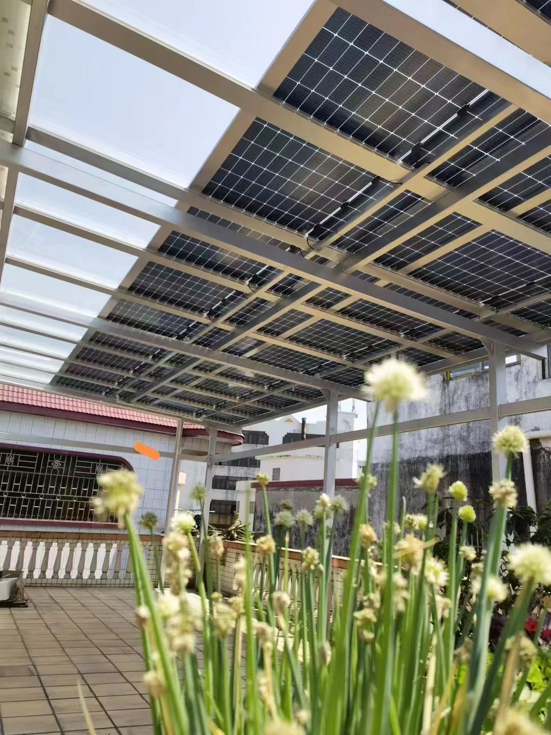 赣州别墅家用屋顶太阳能发电系统安装